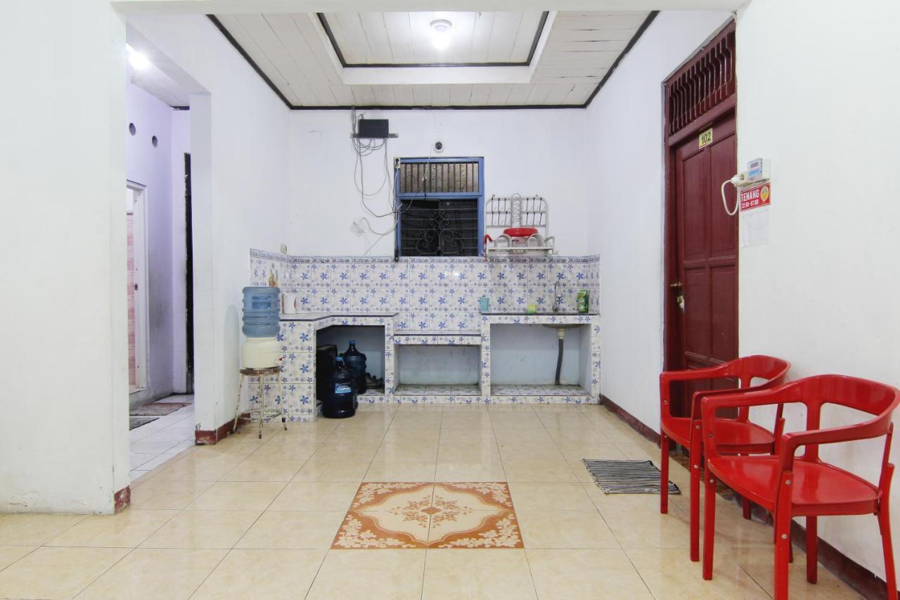 סמאראנג Arjuna Hostel מראה חיצוני תמונה